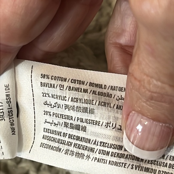 HOLLISTER Open Weave Cardigan Natural Ecru Beige Size XS / S - Picture 9 of 9